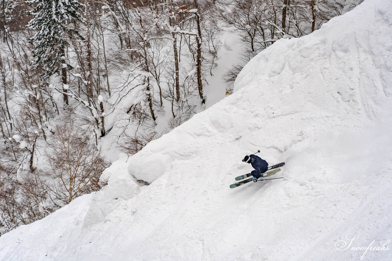 標高1,023ｍ。手稲山を知り尽くしたプロスキーヤー・中西太洋さんと行く、“マザーマウンテン”フォトセッション(^_-)-☆